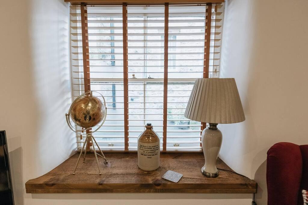 Fryers Cottage - Beautiful 2 Bedroom Town & Country Cottage On Edge Of Peak District Wirksworth Ngoại thất bức ảnh