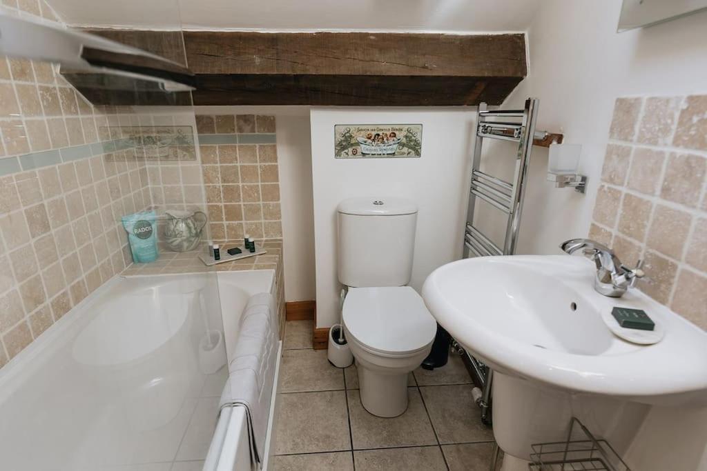 Fryers Cottage - Beautiful 2 Bedroom Town & Country Cottage On Edge Of Peak District Wirksworth Ngoại thất bức ảnh